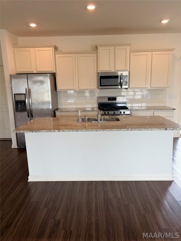 3264 Meriwether Drive, Pike Road, AL 36064