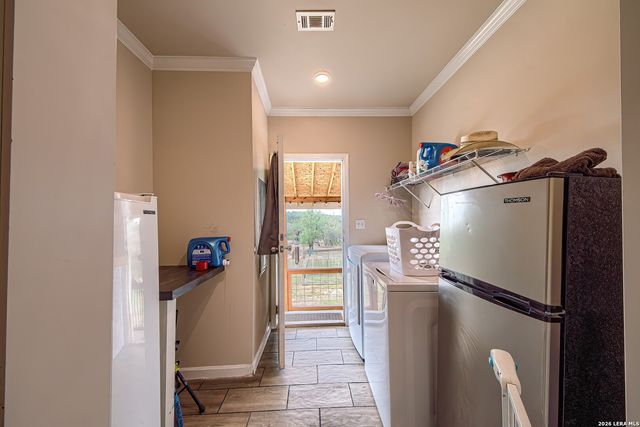 349 County Road 2471, Hondo, TX 78861