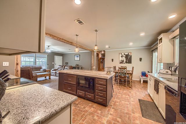 349 County Road 2471, Hondo, TX 78861