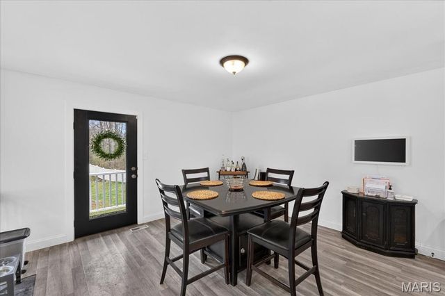 203 Morewood Drive, Manchester, MO 63011