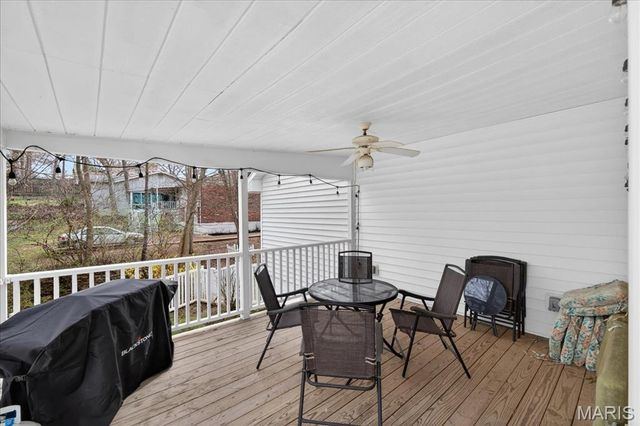 203 Morewood Drive, Manchester, MO 63011