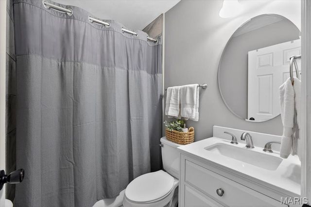 203 Morewood Drive, Manchester, MO 63011