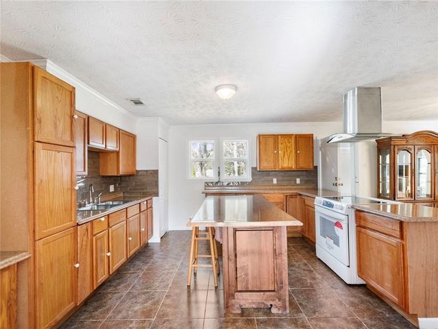 1686 Shoal Creek Road, Monroe, GA 30656