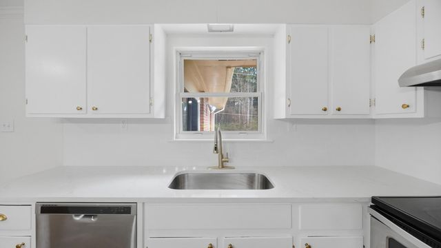 103 Waverly Drive, Rossville, GA 30741