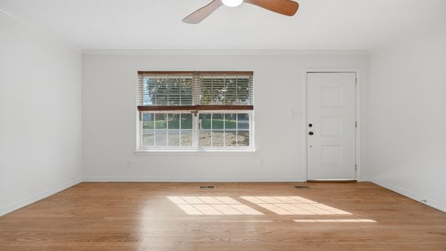 103 Waverly Drive, Rossville, GA 30741