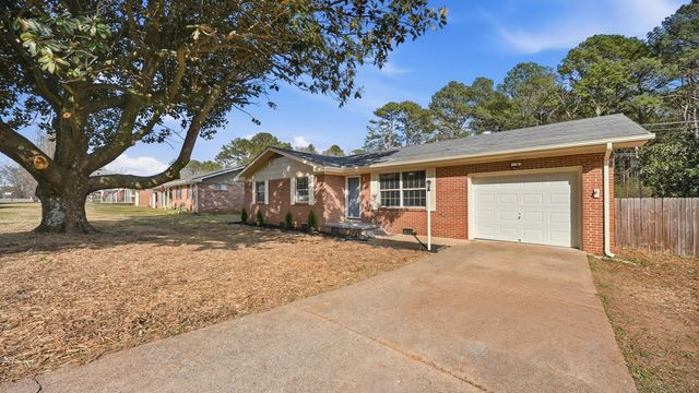103 Waverly Drive, Rossville, GA 30741