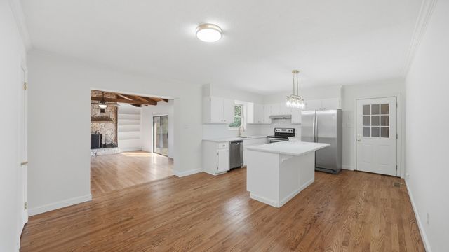 103 Waverly Drive, Rossville, GA 30741