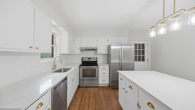 103 Waverly Drive, Rossville, GA 30741