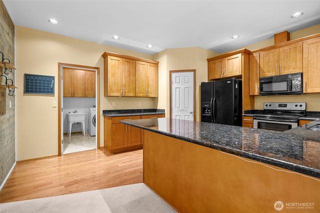 2311 202nd Avenue SW, Lakebay, WA 98349