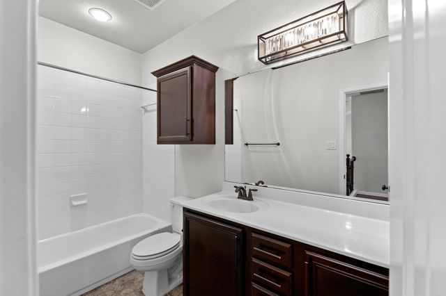 9621 Solana Vista LOOP B, Austin, TX 78750