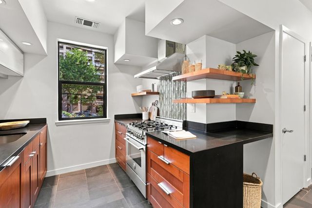 1323 East Sutter Walk, Sacramento, CA 95816