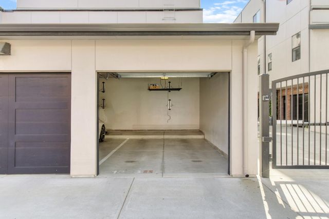 1323 East Sutter Walk, Sacramento, CA 95816
