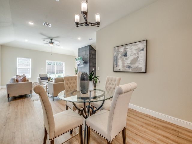 929 S Marlborough Avenue, Dallas, TX 75208
