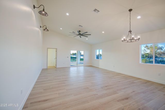 21140 W SHASTA Drive, Buckeye, AZ 85326