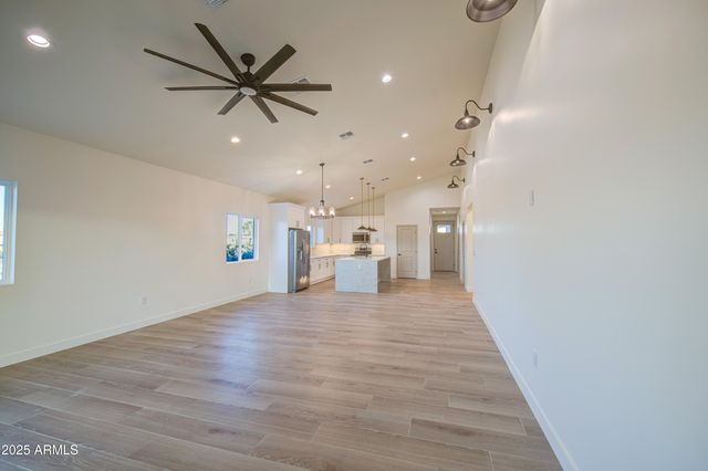 21140 W SHASTA Drive, Buckeye, AZ 85326