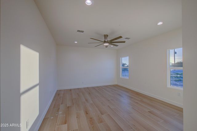 21140 W SHASTA Drive, Buckeye, AZ 85326