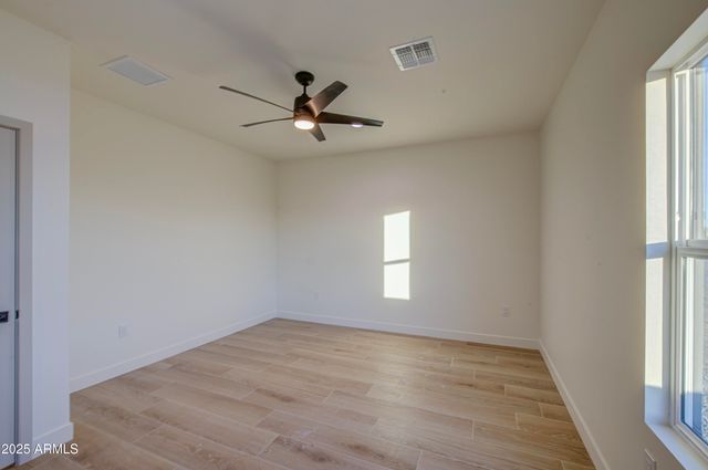 21140 W SHASTA Drive, Buckeye, AZ 85326