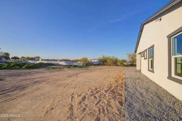 21140 W SHASTA Drive, Buckeye, AZ 85326