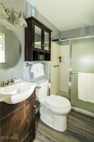 6612 Louann Drive, North Olmsted, OH 44070