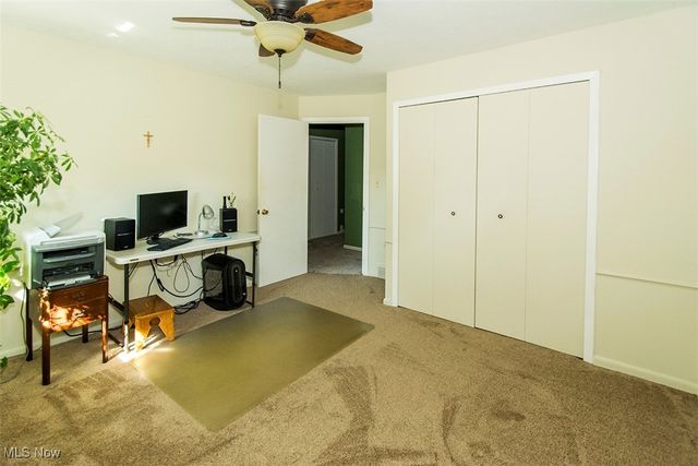 6612 Louann Drive, North Olmsted, OH 44070