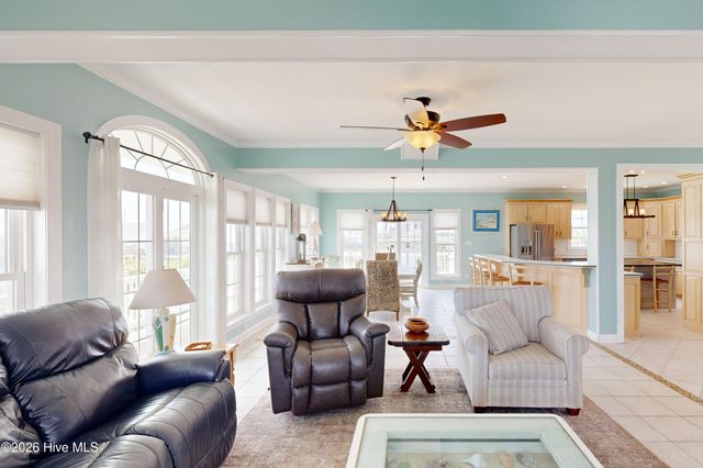 306 Marina Way, N Topsail Beach, NC 28460
