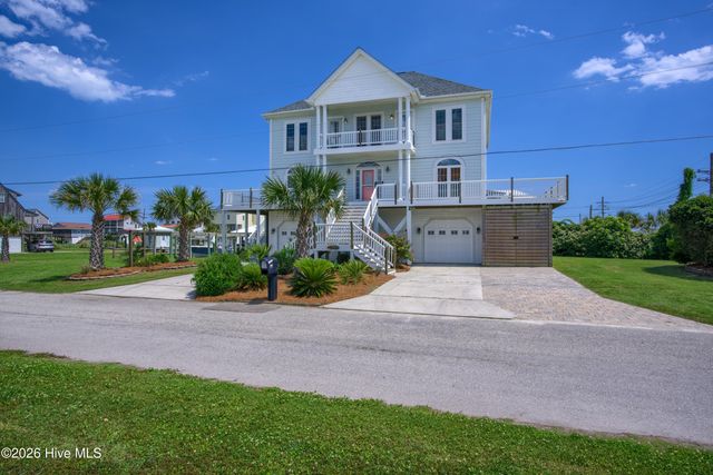 306 Marina Way, N Topsail Beach, NC 28460