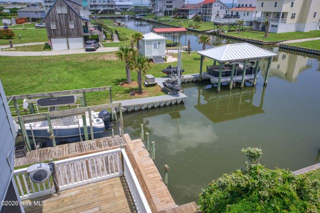 306 Marina Way, N Topsail Beach, NC 28460