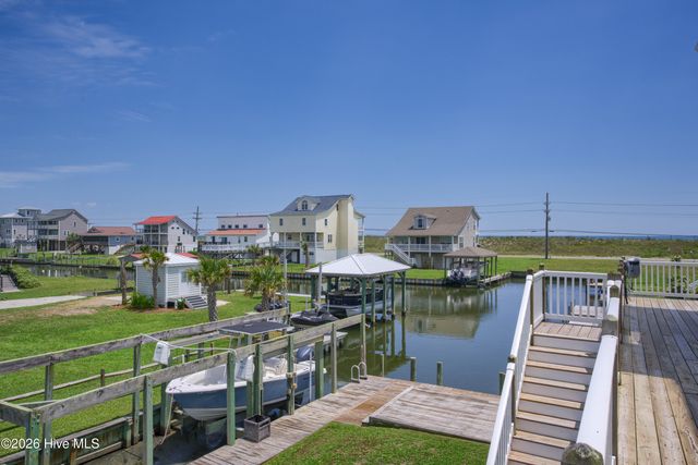 306 Marina Way, N Topsail Beach, NC 28460