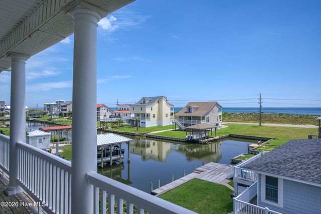 306 Marina Way, N Topsail Beach, NC 28460