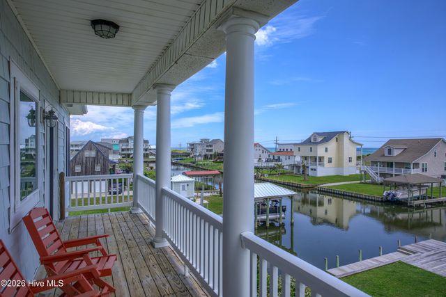 306 Marina Way, N Topsail Beach, NC 28460