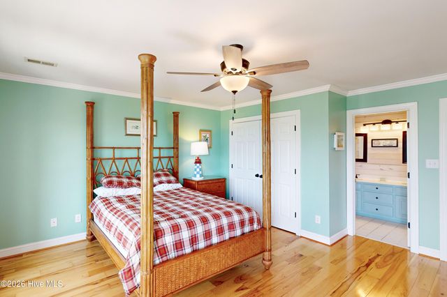 306 Marina Way, N Topsail Beach, NC 28460