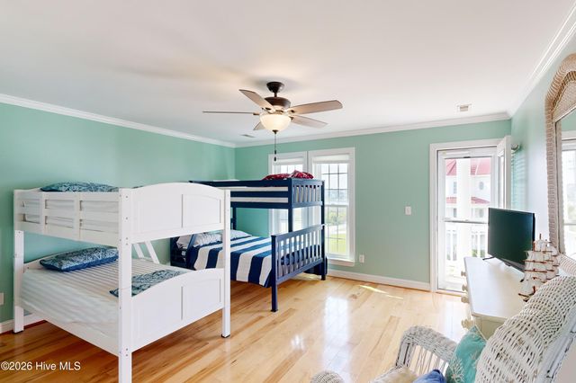 306 Marina Way, N Topsail Beach, NC 28460