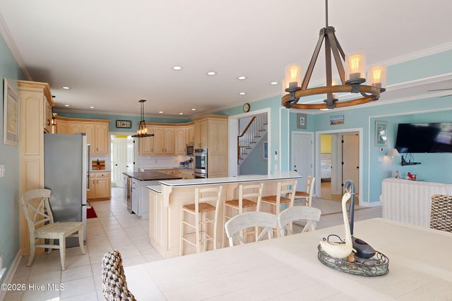 306 Marina Way, N Topsail Beach, NC 28460