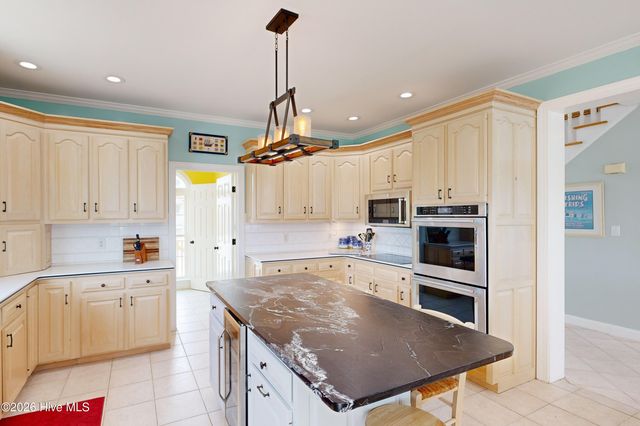 306 Marina Way, N Topsail Beach, NC 28460