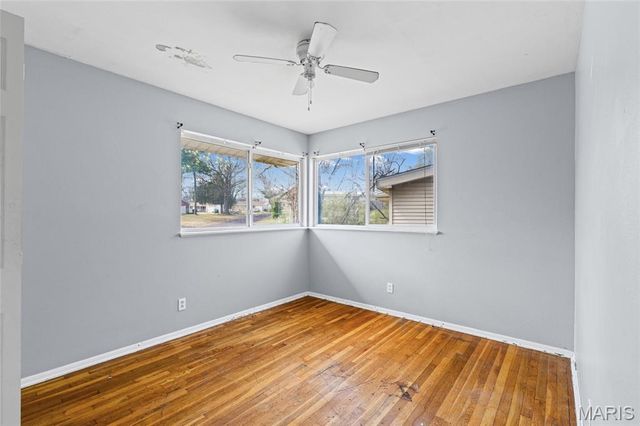 10822 Hallwood Drive, St Louis, MO 63136