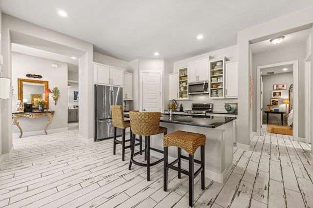 121 Francesco LN, Dripping Springs, TX 78620