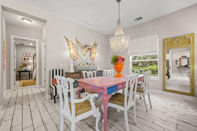 121 Francesco LN, Dripping Springs, TX 78620