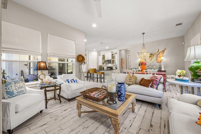 121 Francesco LN, Dripping Springs, TX 78620