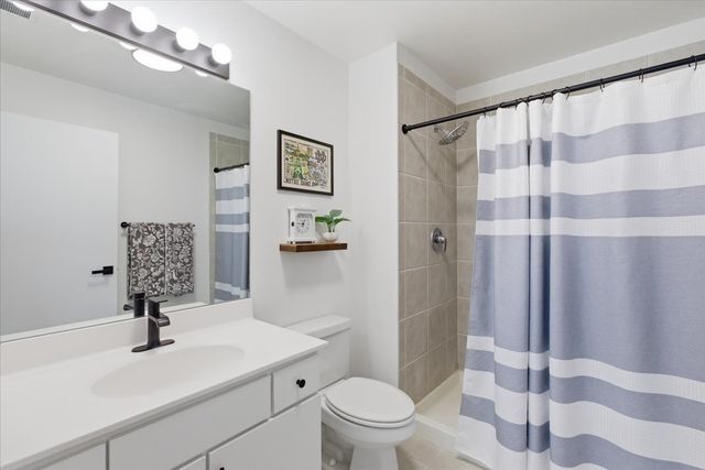 630 N Franklin Street 808, Chicago, IL 60654