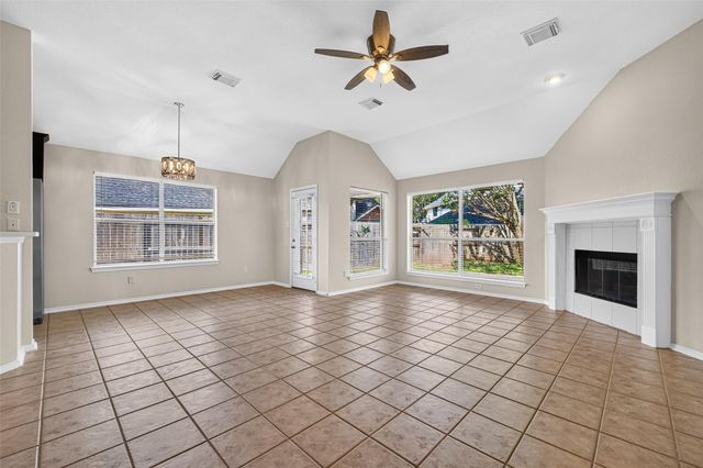 4903 Chappel Hill Drive, Missouri City, TX 77459