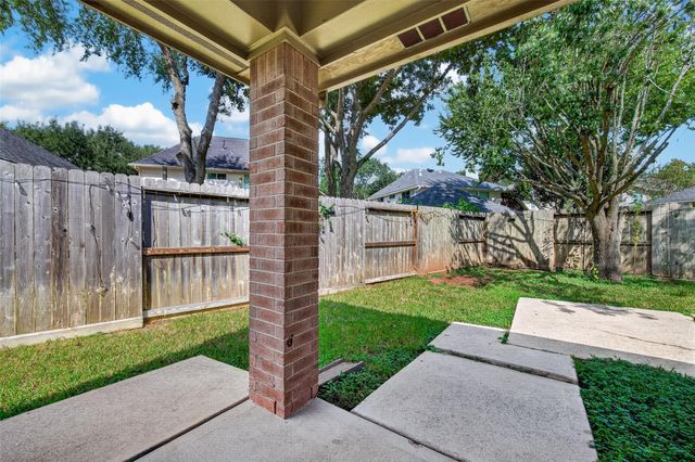 4903 Chappel Hill Drive, Missouri City, TX 77459