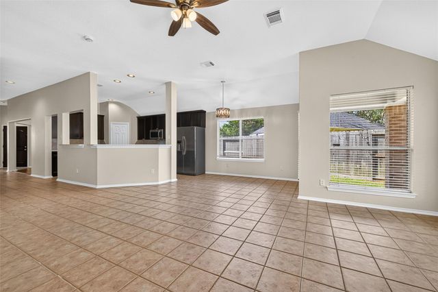 4903 Chappel Hill Drive, Missouri City, TX 77459