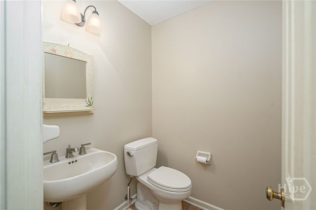 114 Melrose Avenue, Savannah, GA 31410