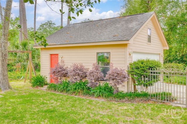 114 Melrose Avenue, Savannah, GA 31410