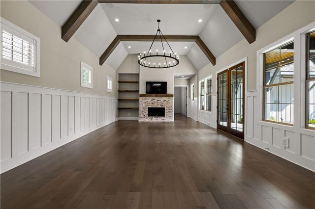 195 Arbor Garden Circle, Newnan, GA 30265