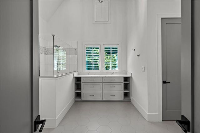 195 Arbor Garden Circle, Newnan, GA 30265