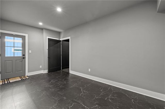 195 Arbor Garden Circle, Newnan, GA 30265