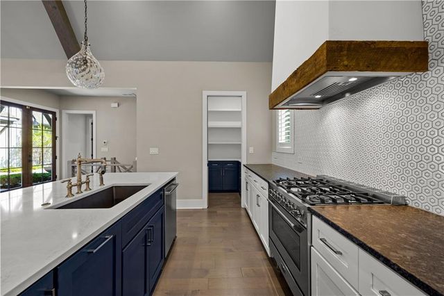 195 Arbor Garden Circle, Newnan, GA 30265