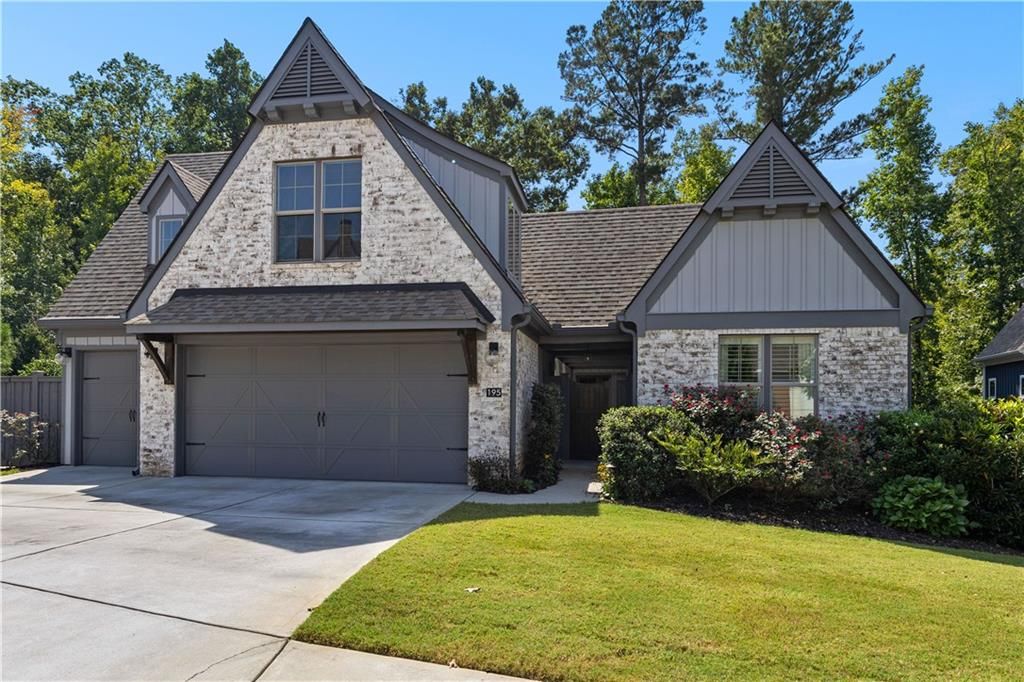 195 Arbor Garden Circle, Newnan, GA 30265