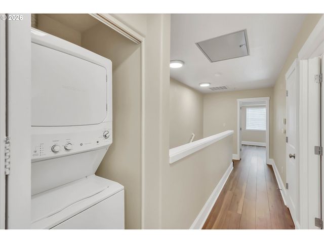 18465 Sw STEPPING STONE Dr 10, Beaverton, OR 97003